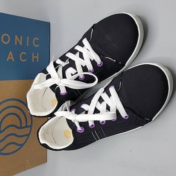 Vionic Stinson Black Canvas Sneakers size 8 worn 1x - Picture 1 of 10
